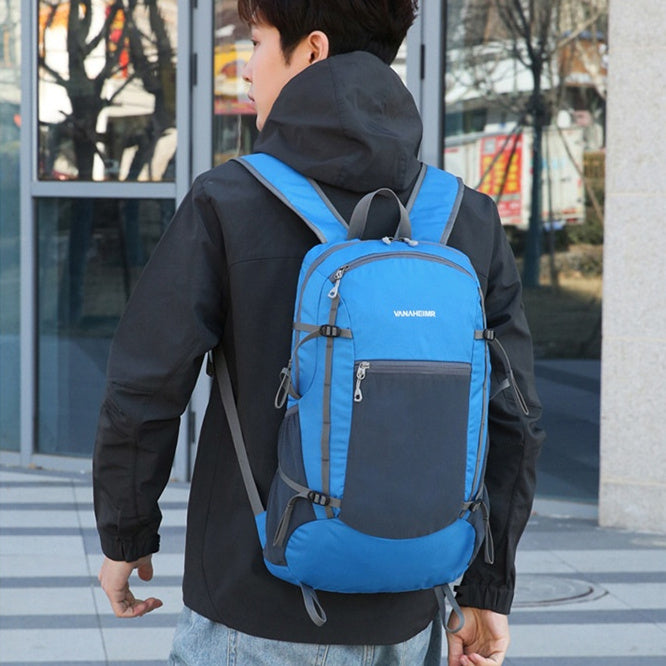 Men's Lightweight Folding Hiking Backpack